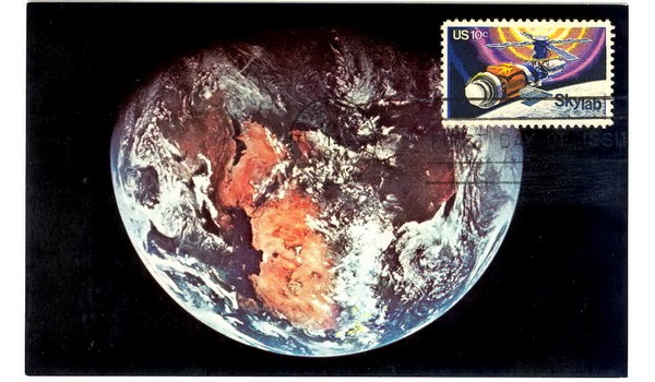 1529 G. P. Slide Company; PPC; Apollo 11 Moonlanding; Skylab